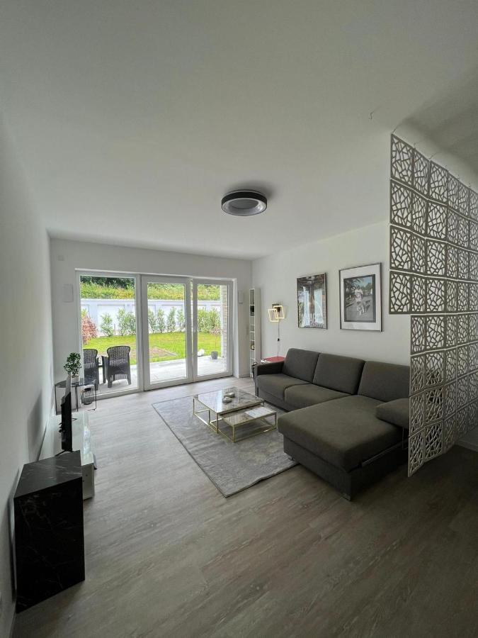 Luxurioeses Apartment Fuer 4 Personen, Neubau, Parkplatz Free 波鸿 外观 照片