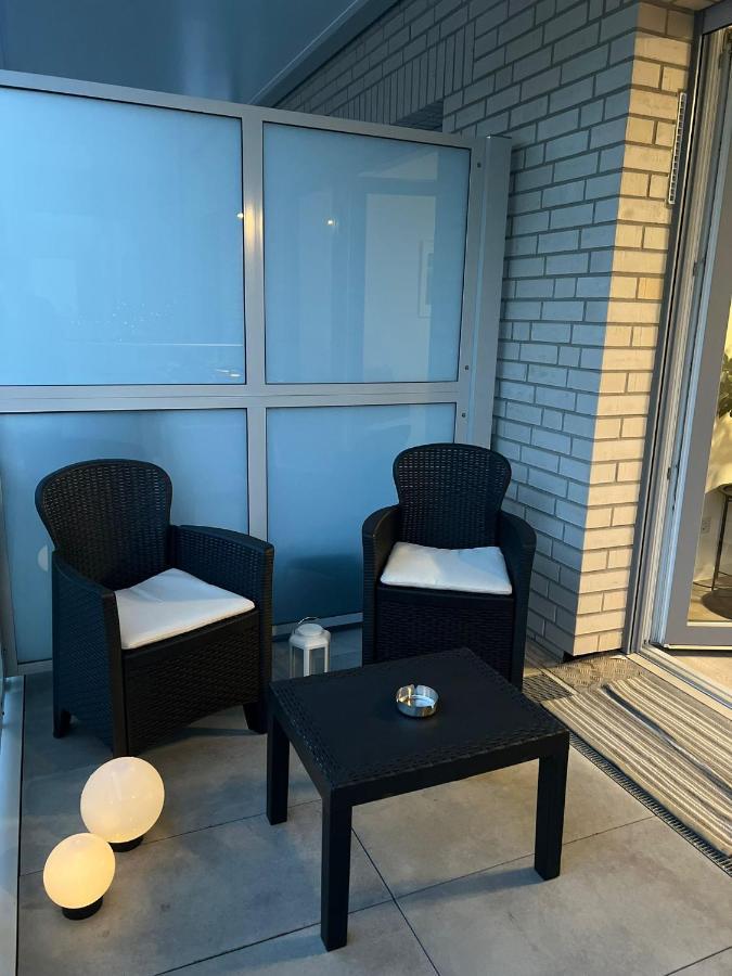 Luxurioeses Apartment Fuer 4 Personen, Neubau, Parkplatz Free 波鸿 外观 照片